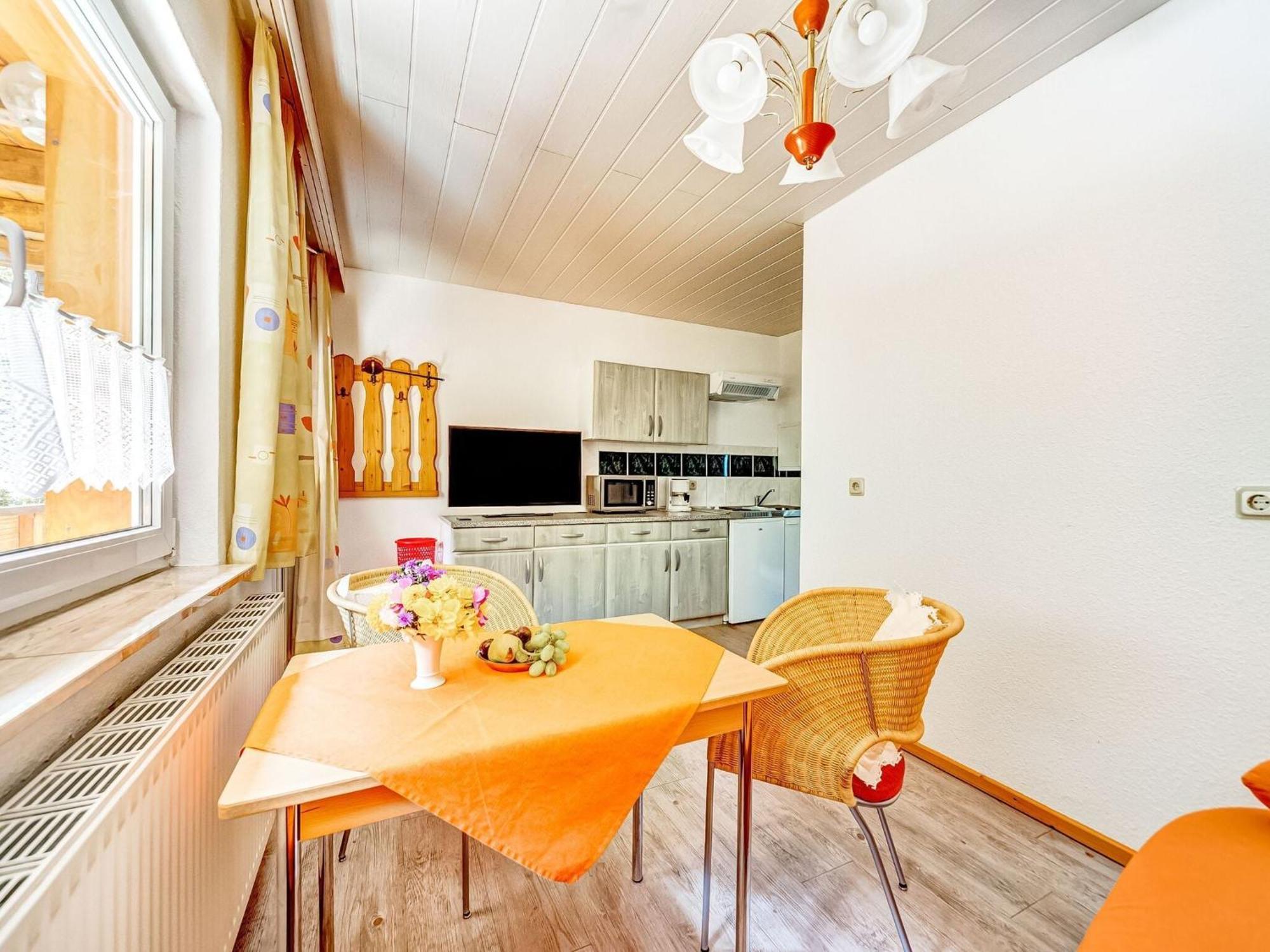 Apartment Thuringian Forest With Balcony Giessubel ภายนอก รูปภาพ
